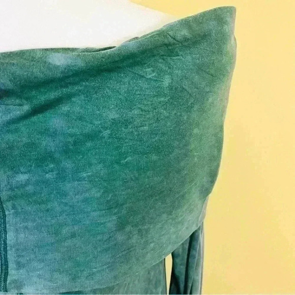 We The Free Green Heathered Off Shoulder Rayon Long Sleeve Super Soft Size M - Picture 7 of 11
